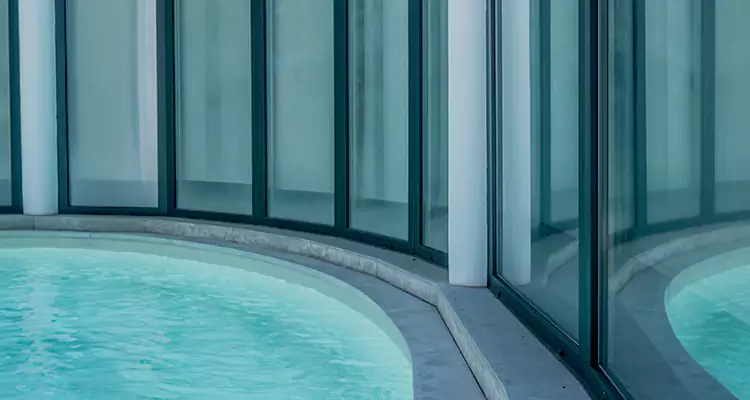 Repair Polyester Screen for Pool Enclosure in Palm Valley, FL