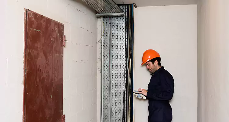 Metal Door Jamb Repair in Palm Valley, FL