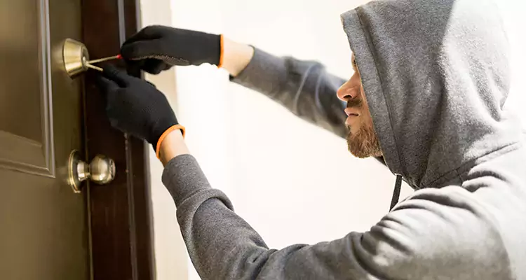 Emergency Motel Lock Repairs—Available 24/7 in Palm Valley, FL