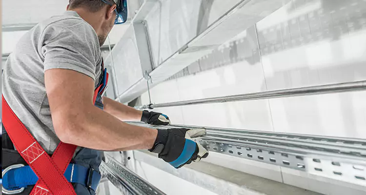 Glass Balcony Railing Replacement in Palm Valley, FL